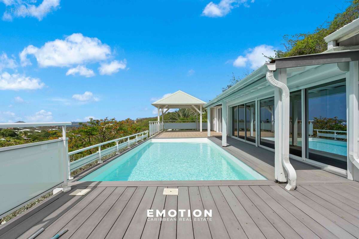 EXCLUSIVITE - Villa T4 vue mer + Studio aux Jardins de la Baie Orientale - photo 4