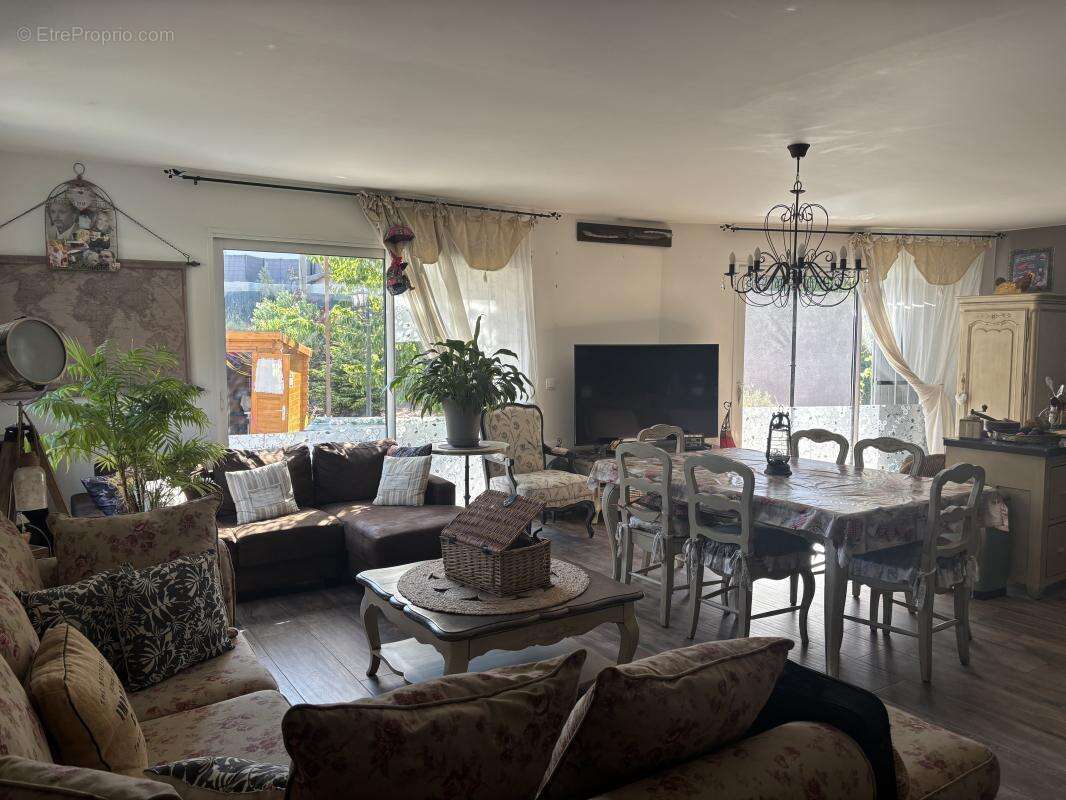 Maison à CABRIES