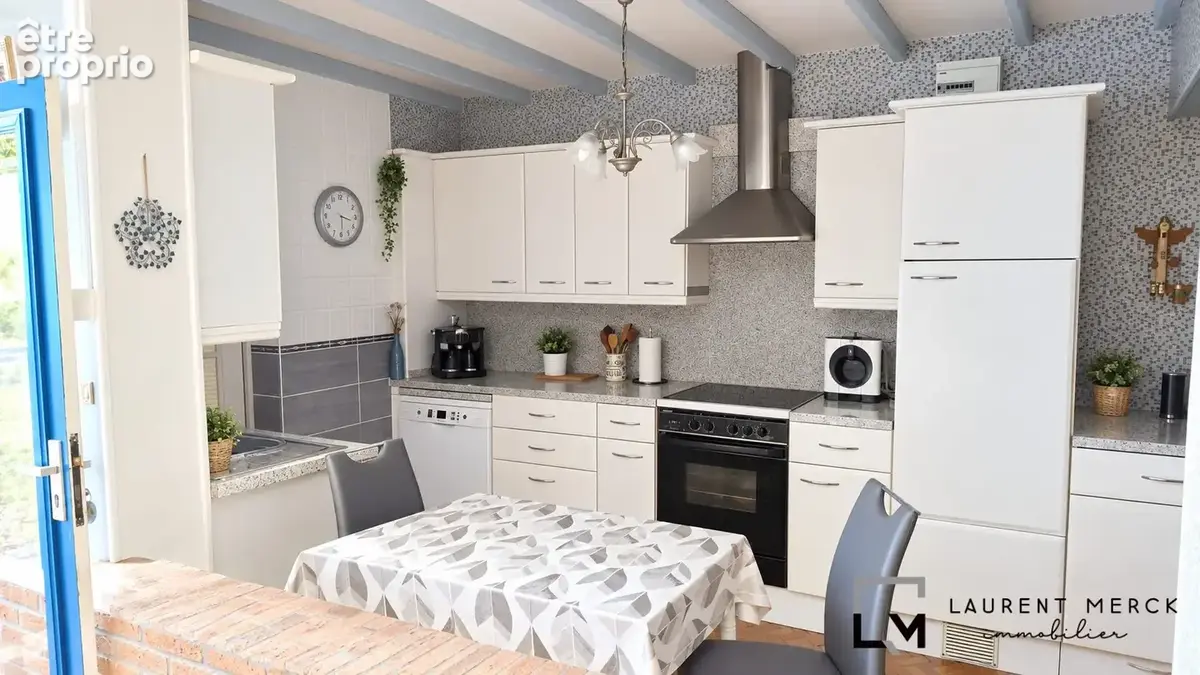 Maison 5 pièces 124 m² à vendre à Saint-Omer (62500) - photo 4