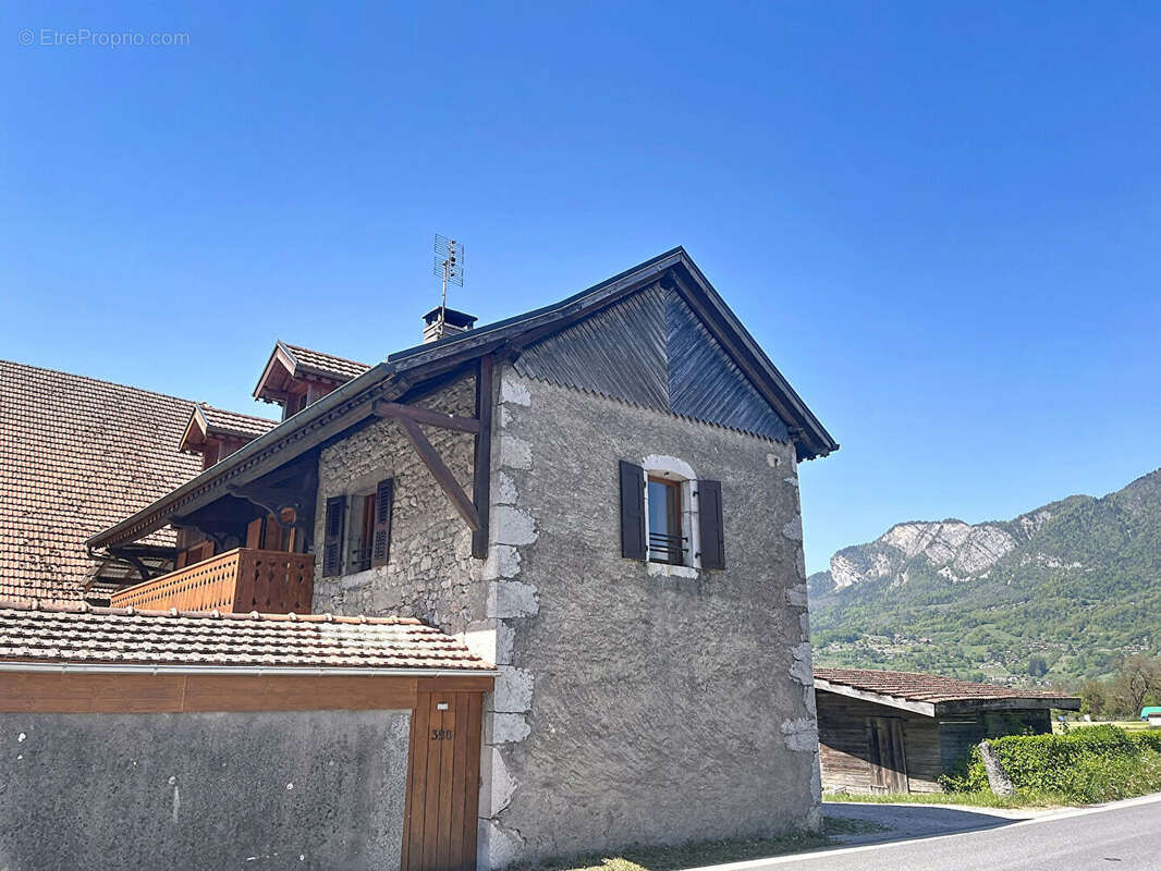 Maison à BONNEVILLE