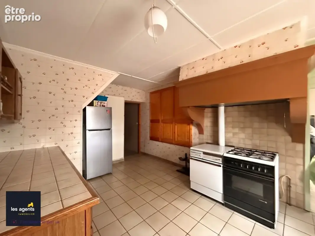 Maison  6 pièce(s) - photo 3