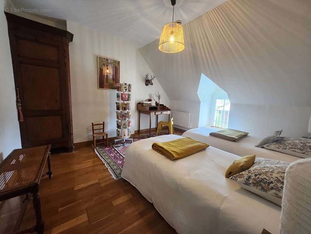 Maison à SAINT-DYE-SUR-LOIRE