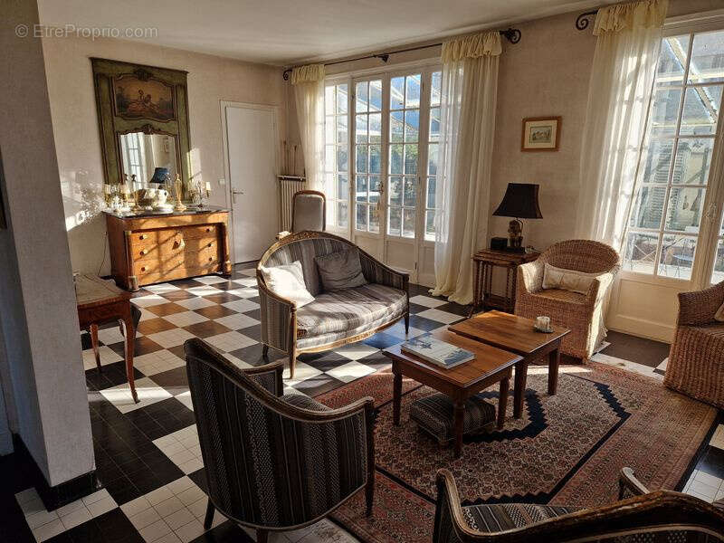 Maison à COMPIEGNE