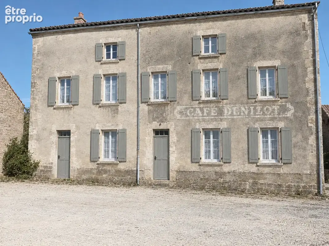 Maison 15 pièces 740 m² à vendre à Bragny-Sur-Saone (71350) - photo 1