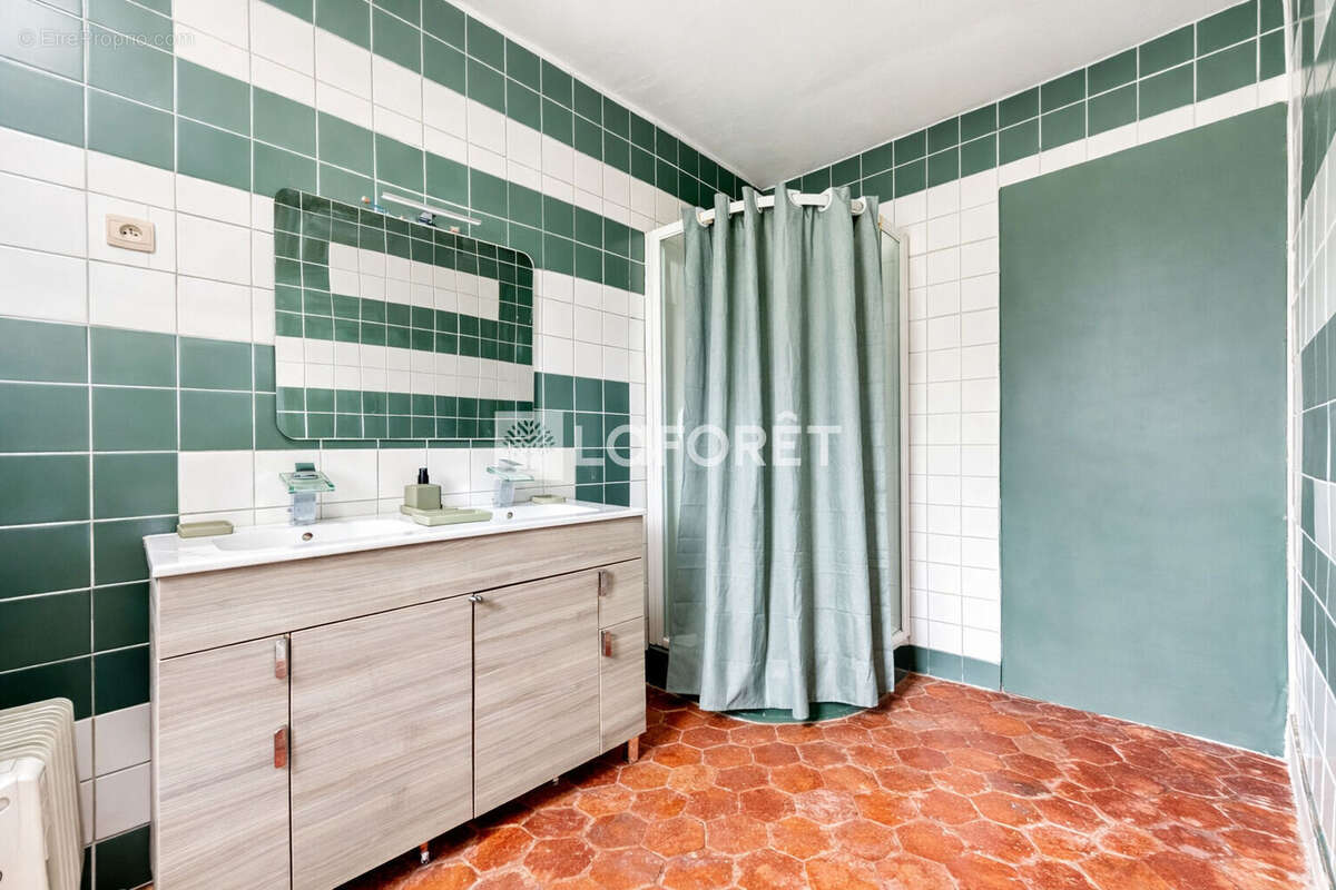 Maison à FAREMOUTIERS