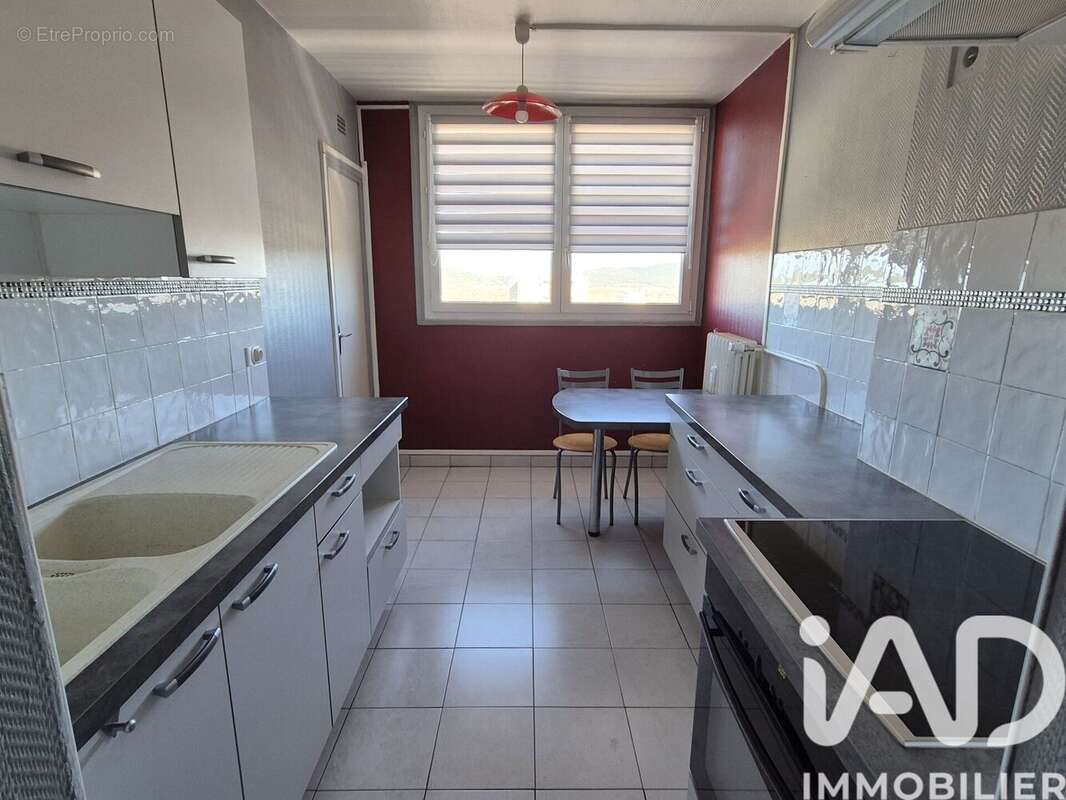 Photo 3 - Appartement à BAGNOLS-SUR-CEZE