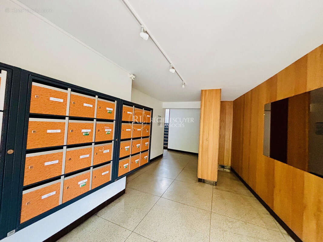 Appartement à OULLINS