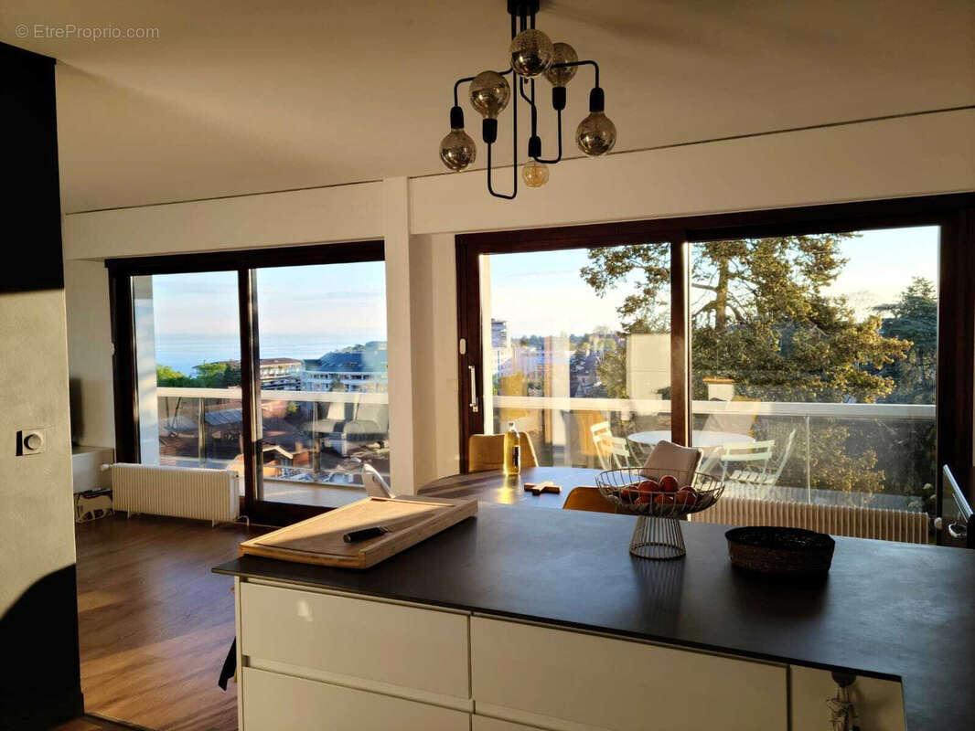Appartement à THONON-LES-BAINS
