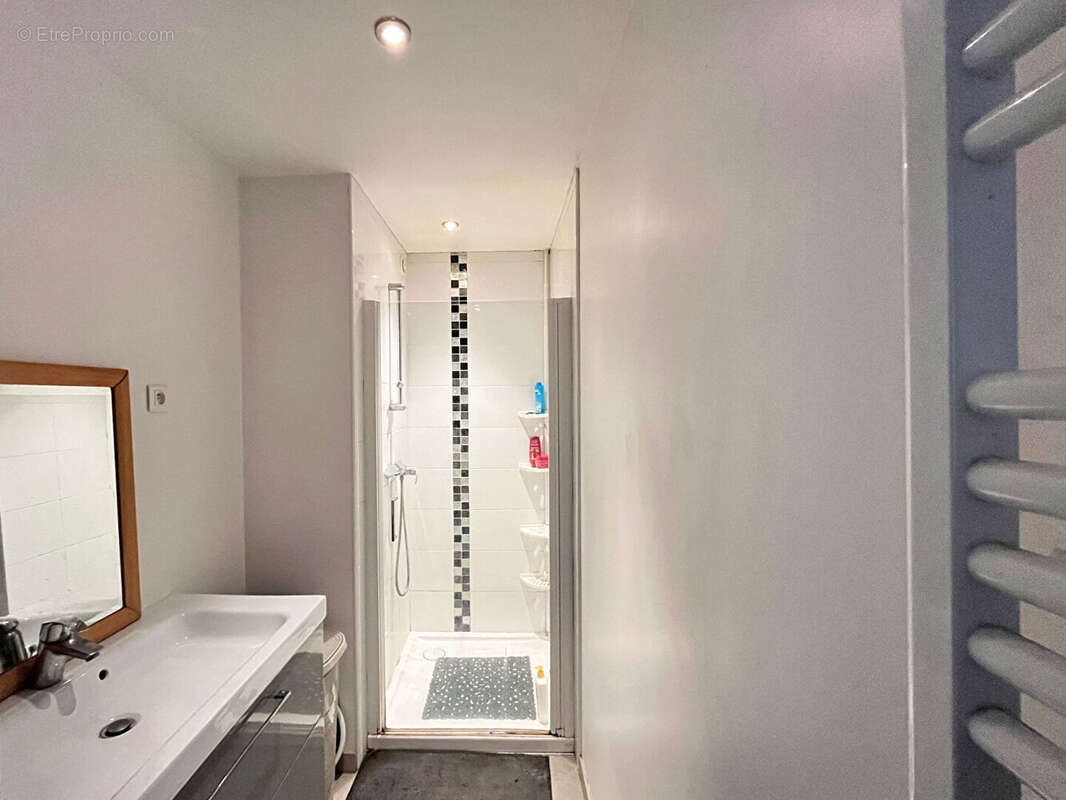 Appartement à MERY-SUR-OISE