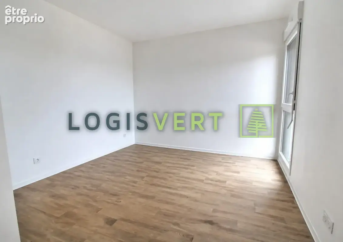 Appartement 4 pièces 72 m² à vendre à Massy (91300) - photo 3