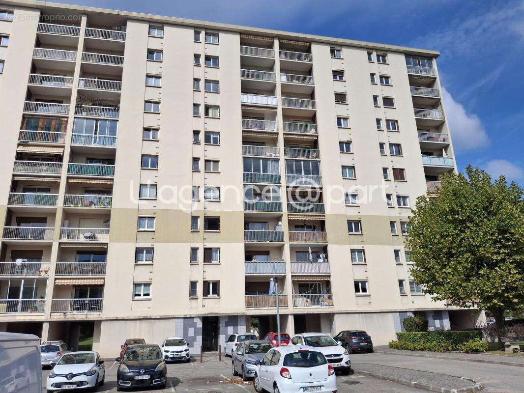 Appartement à ECHIROLLES