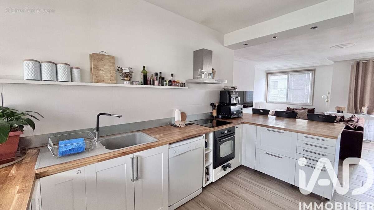 Photo 4 - Appartement à SAINT-ETIENNE