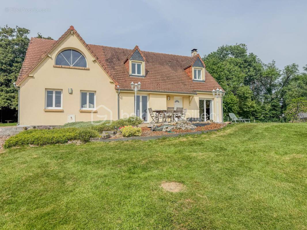 Maison à PONT-L'EVEQUE