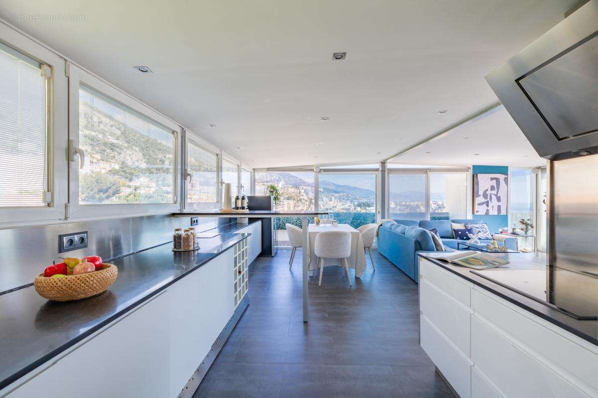 Appartement à CAP-D'AIL