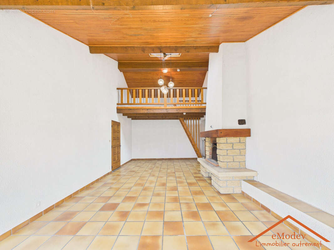 Maison 190 m² à Savigny  - photo 3