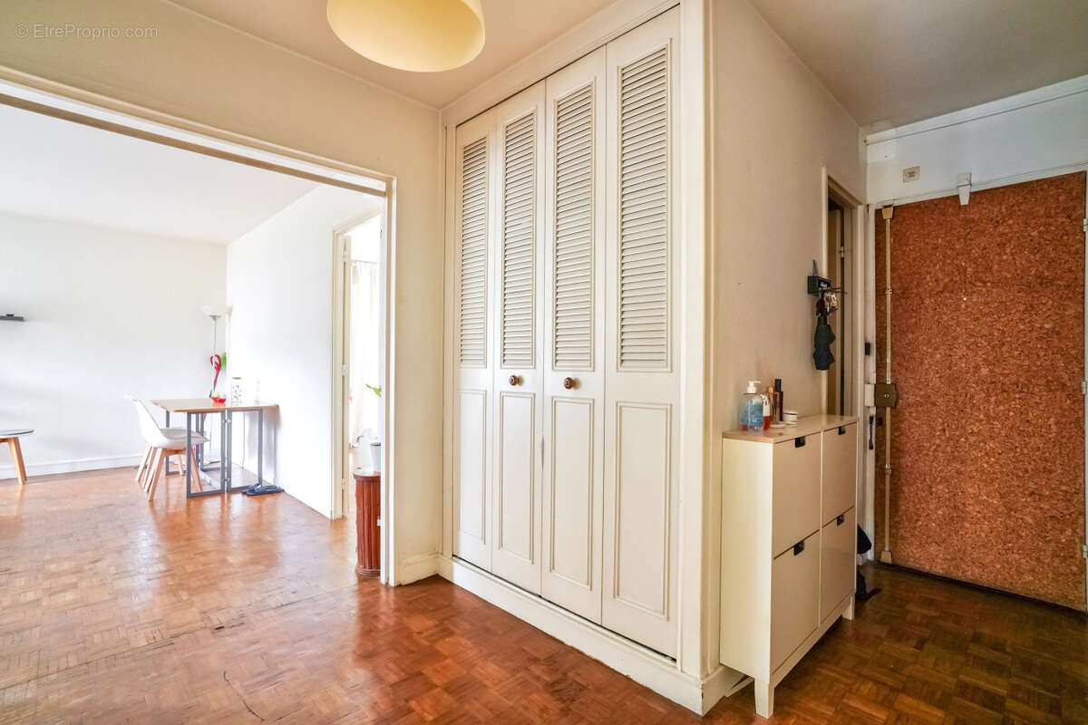 Appartement à IVRY-SUR-SEINE