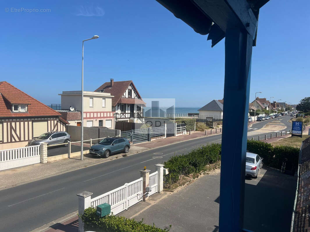 Appartement à BLONVILLE-SUR-MER