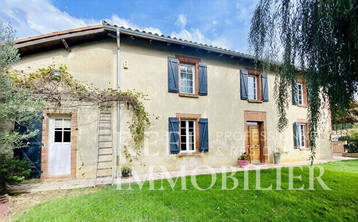 Maison à LOMBEZ