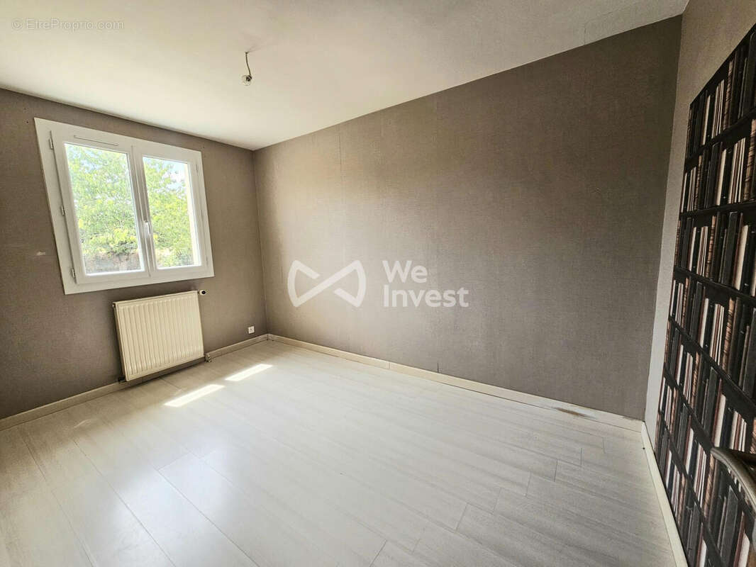 Maison 102 m² à Saint-Pierre-Du-Vauvray  - photo 7