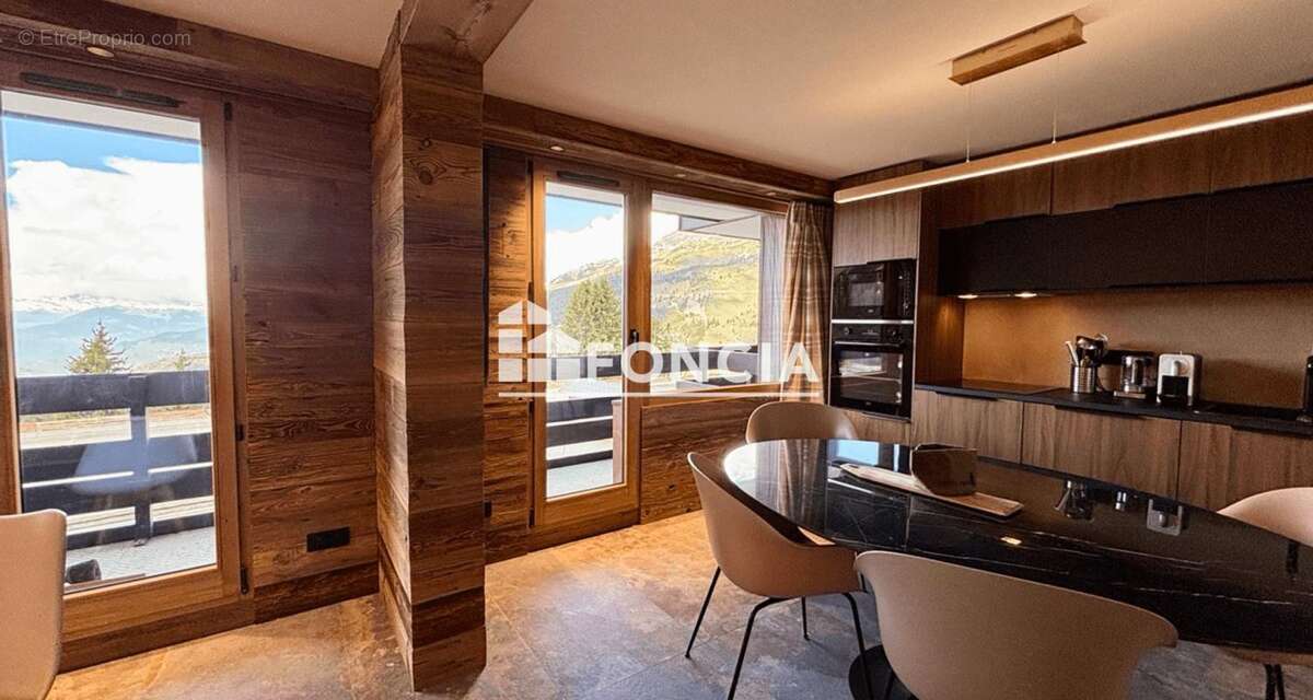 Appartement à LES ALLUES