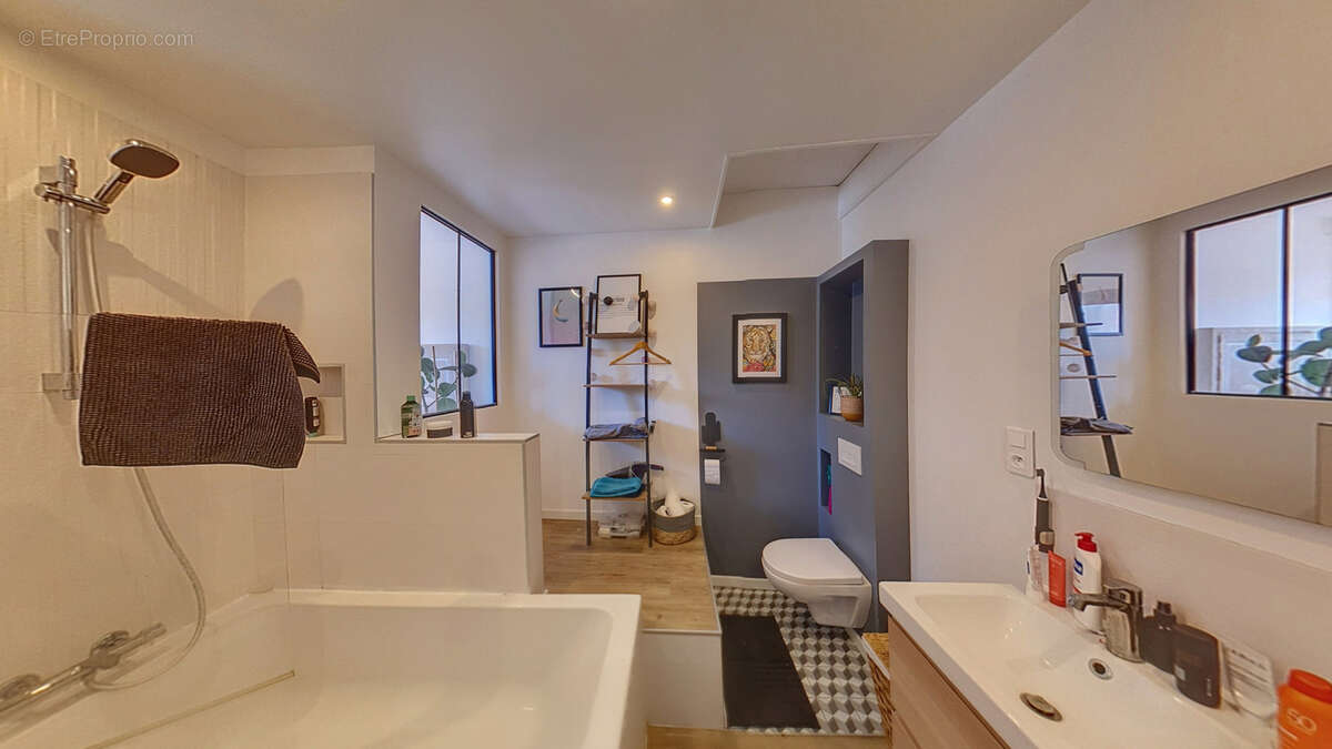 maison de 100m2 et 300m2 de terrain - photo 12