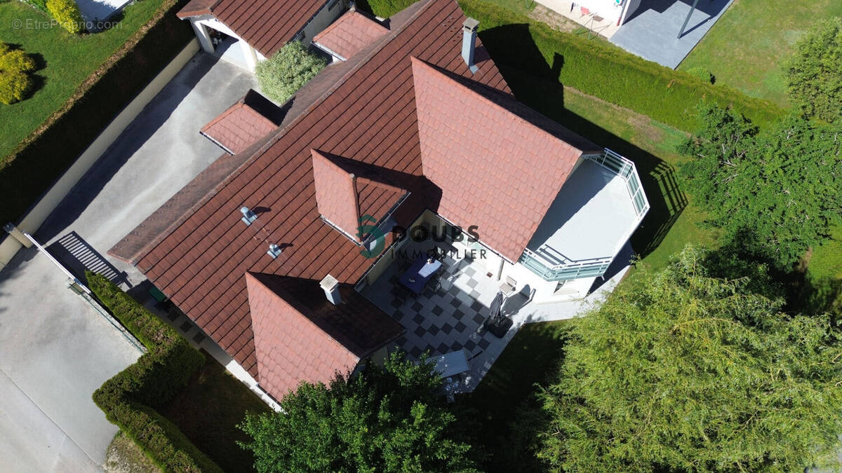 Maison à CHAFFOIS