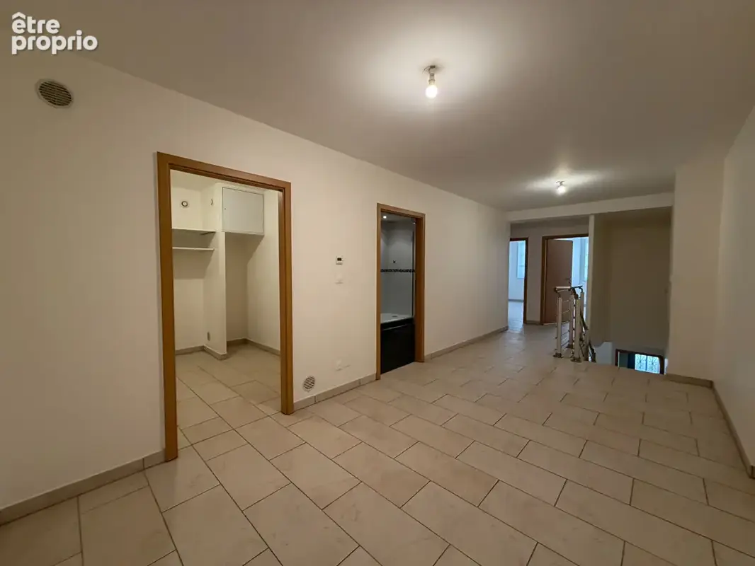 Appartement Sierck Les Bains 4 pièce(s) 108.30 m2 - photo 6