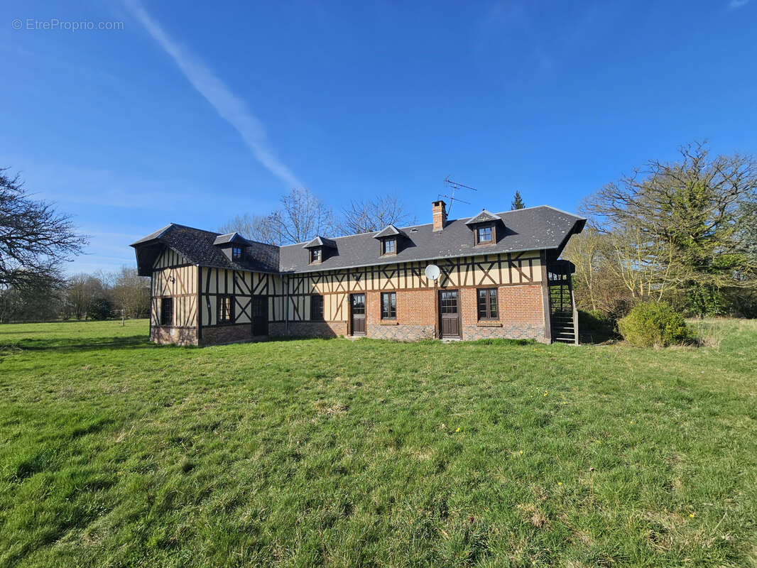 Maison à BERNAY