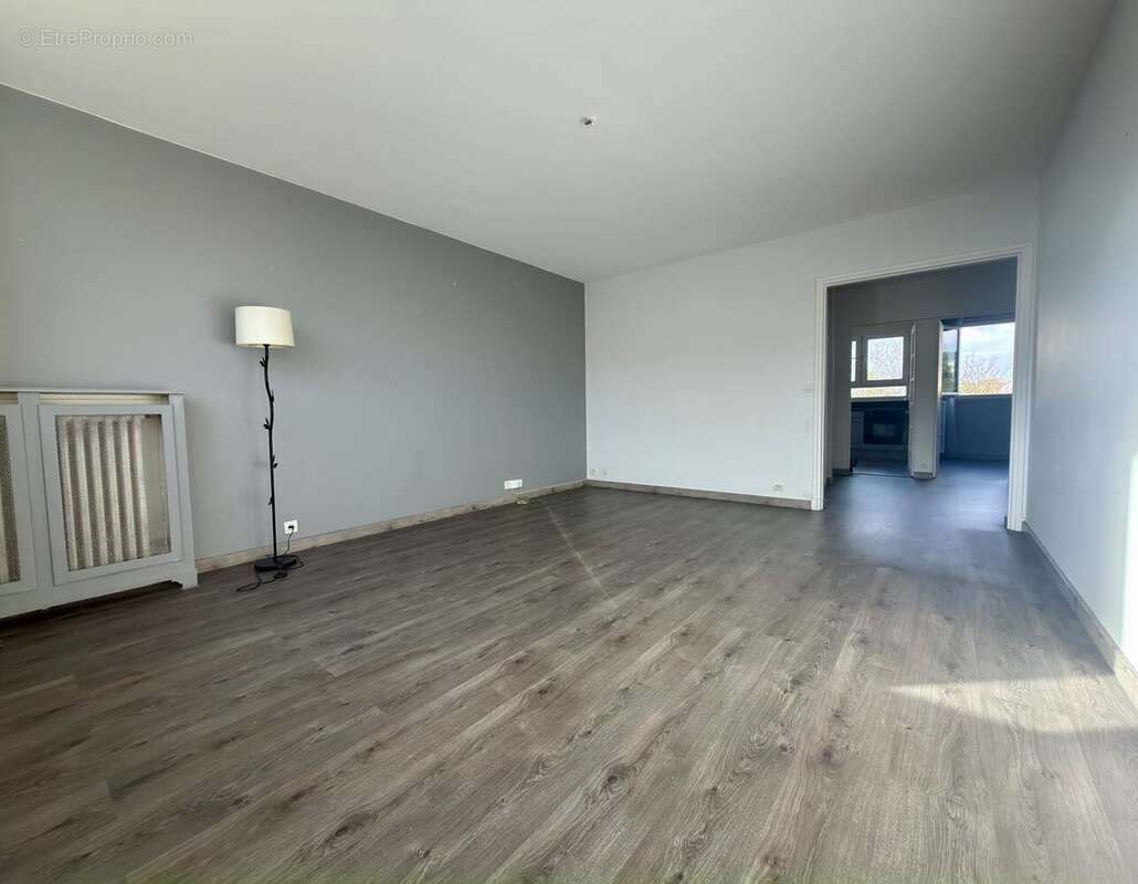 Appartement à ERMONT