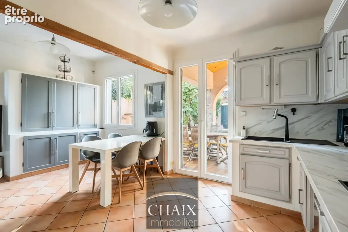 Aubagne : maison familiale avec piscine et studio indépendant, au calme absolu - photo 7