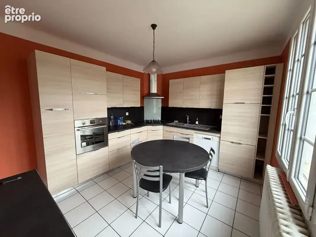 Jolie maison sur sous sol avec cabinet médical indépendant à Jouet sur l'Aubois - photo 5