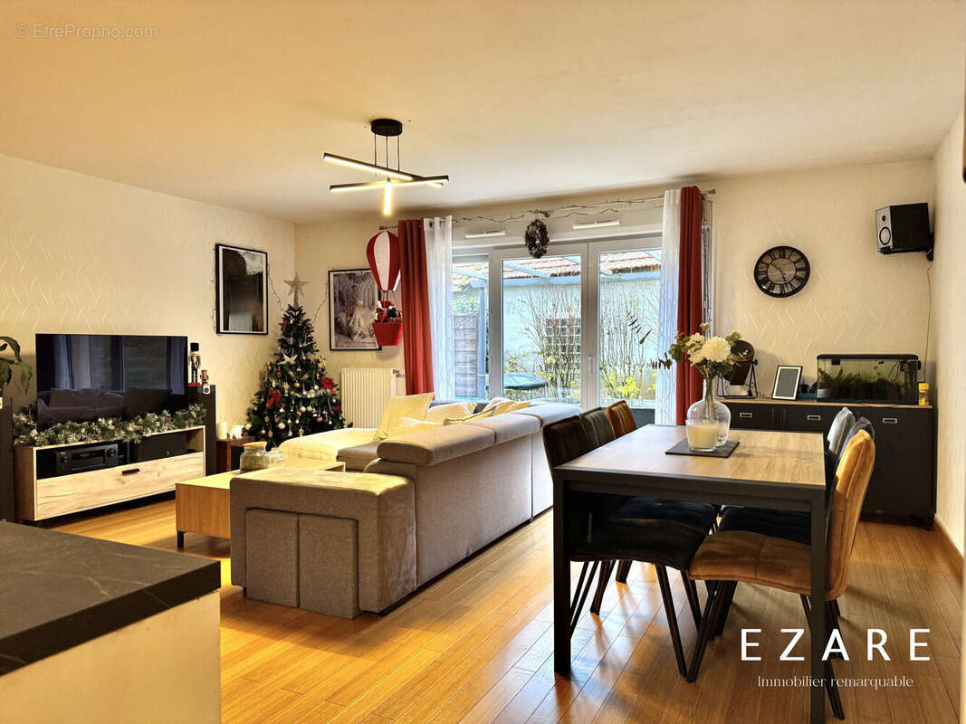 Maison à ARC-SUR-TILLE