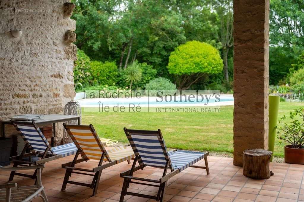 Maison à AIGREFEUILLE-D'AUNIS