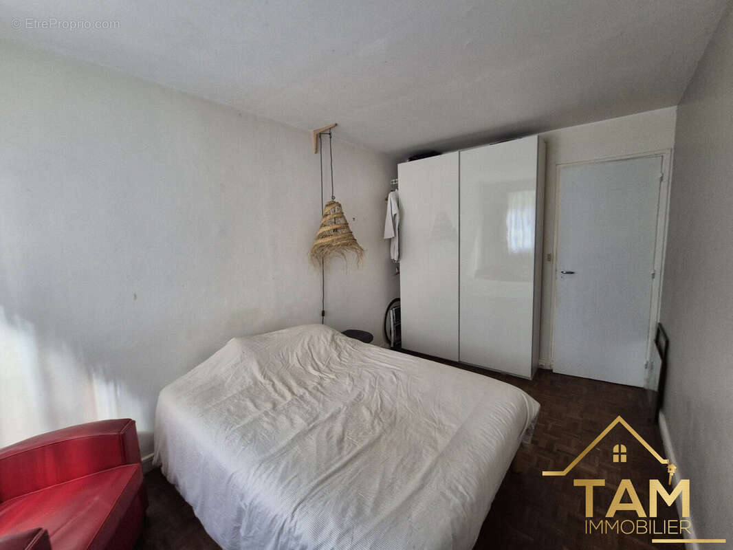 Appartement à SAINT-CYR-L'ECOLE