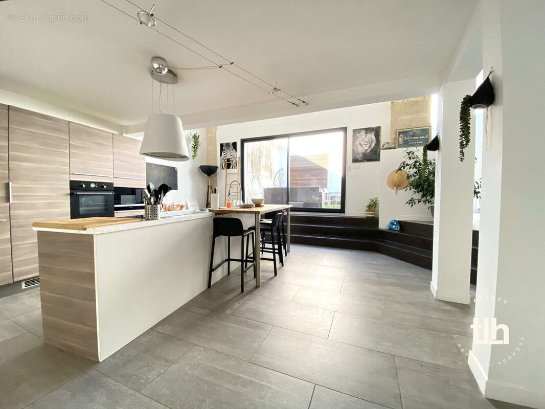 Maison à SAINT-JEAN-DE-VEDAS