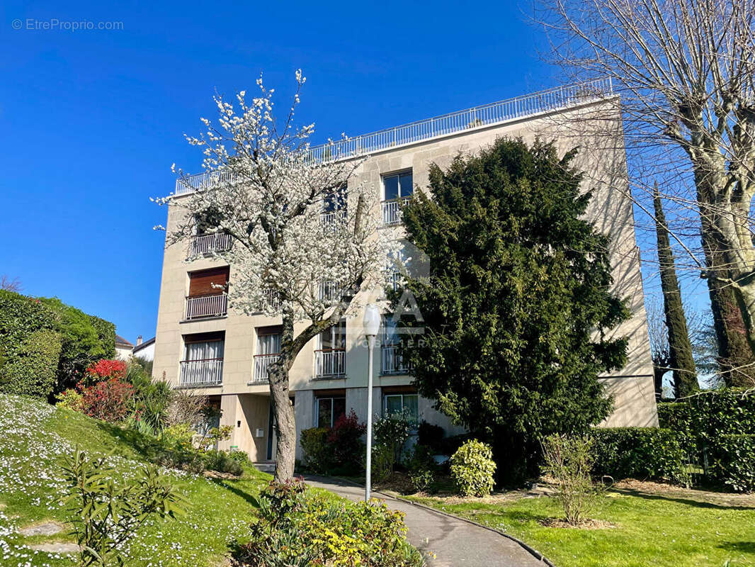 Appartement à SEVRES