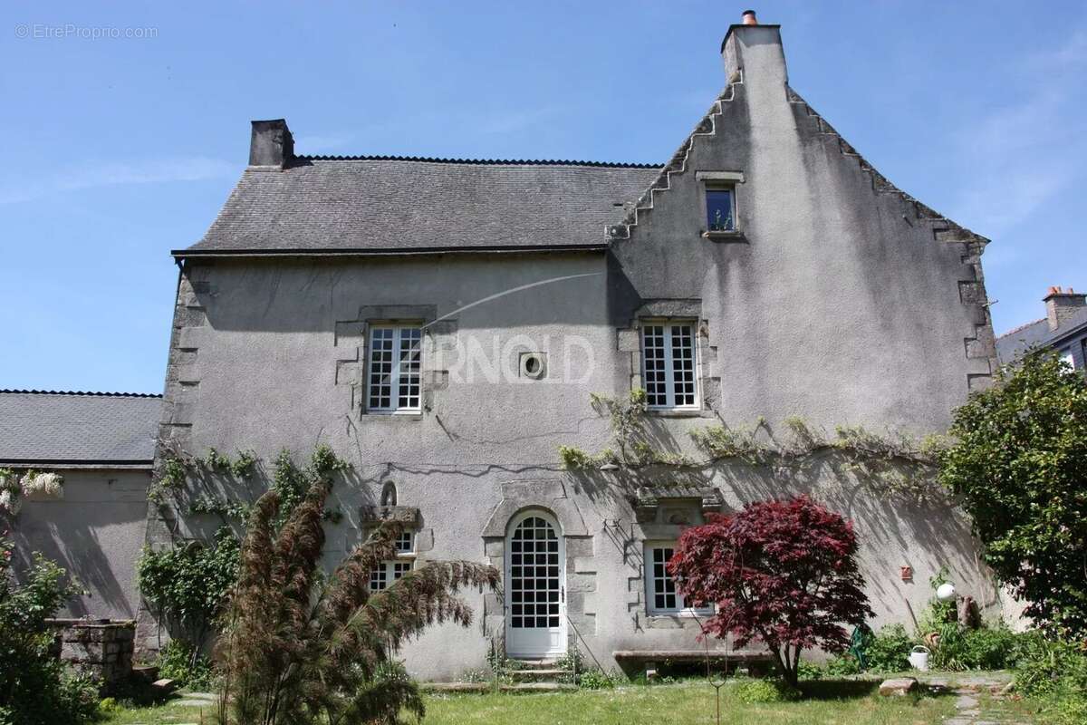Maison à ROCHEFORT-EN-TERRE