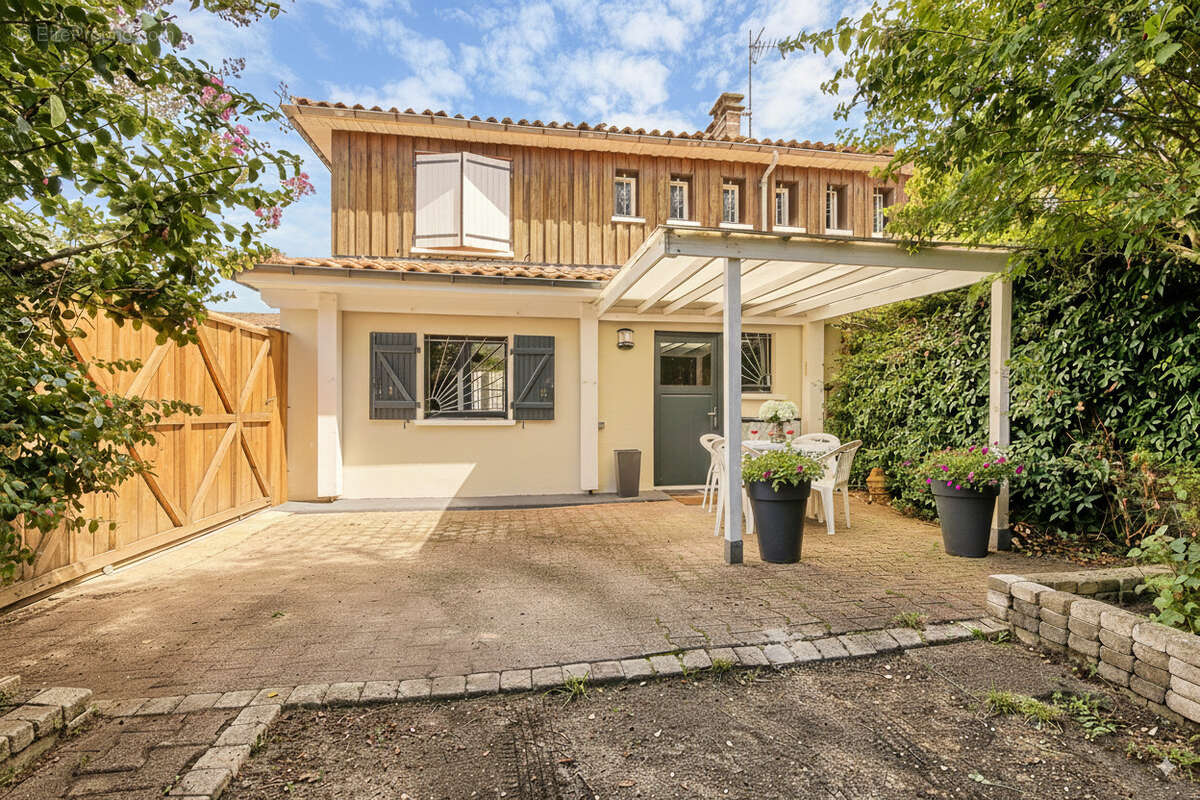 Maison à BORDEAUX