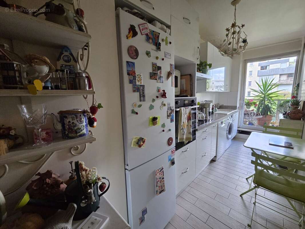 Appartement à NEUILLY-SUR-SEINE