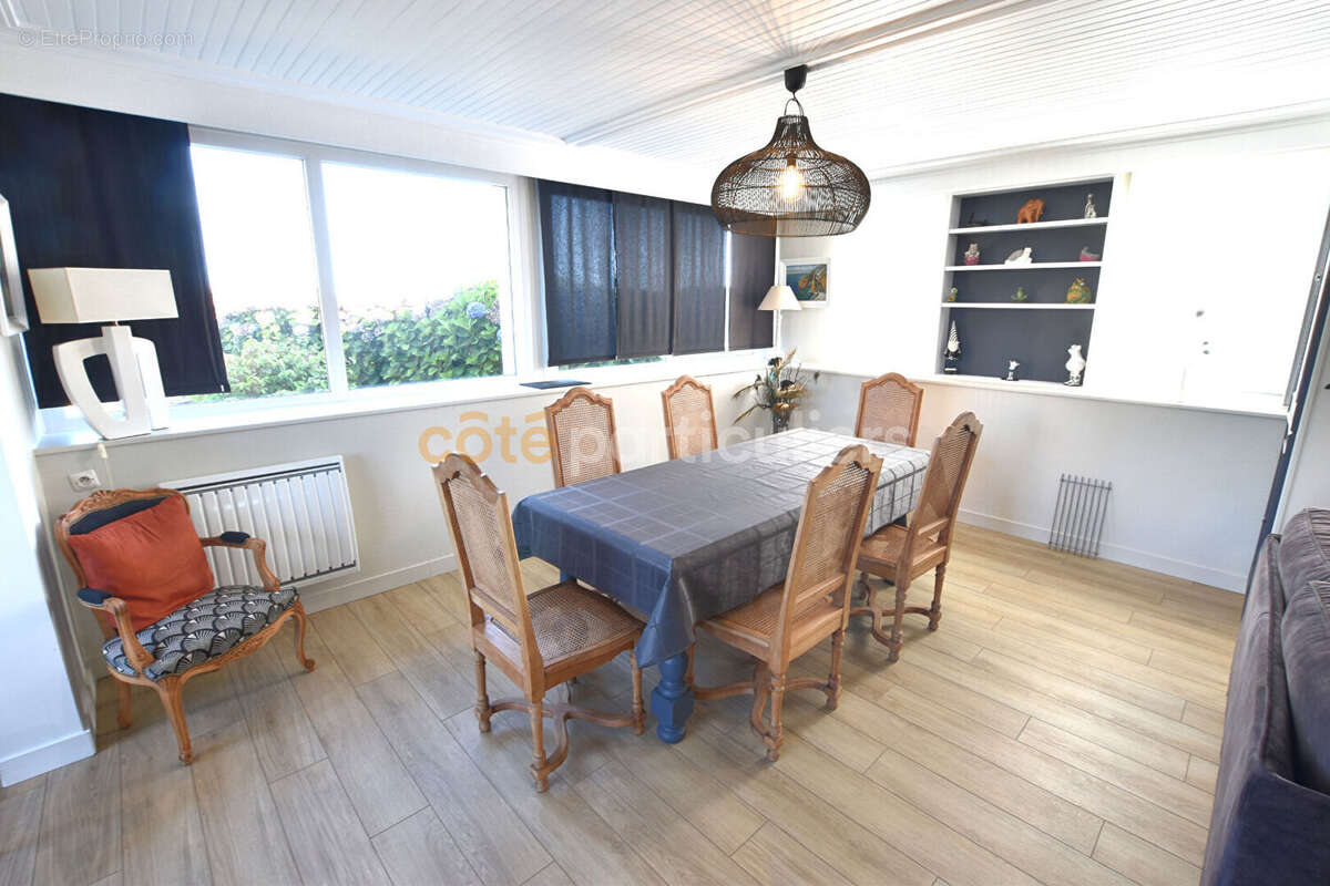 Maison de caractère avec espace commercial de 73 m² - photo 2