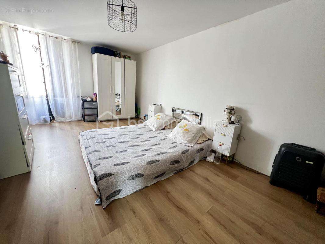 Appartement à MOUROUX