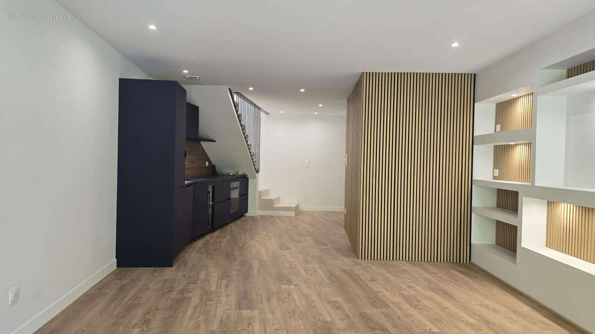 Appartement à MORRE