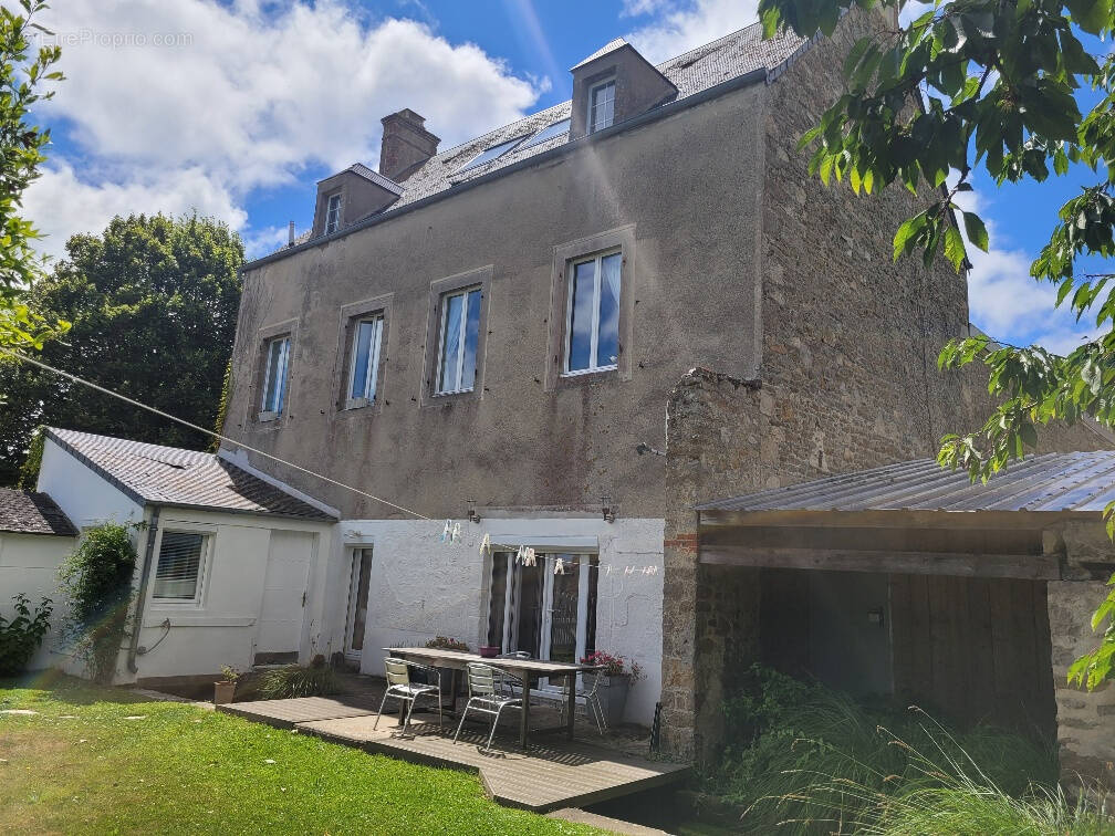 Maison à QUETTEHOU