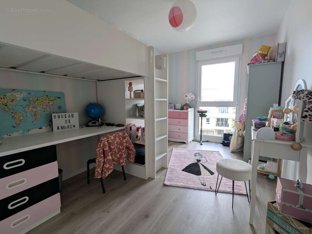 Appartement à EPRON