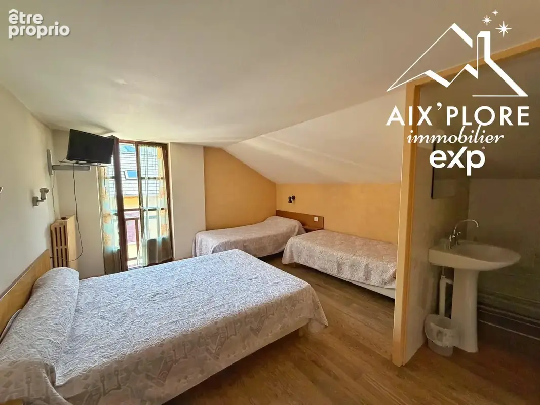 Appartement 40 m² à Saint-Jean-De-Maurienne  - photo 2