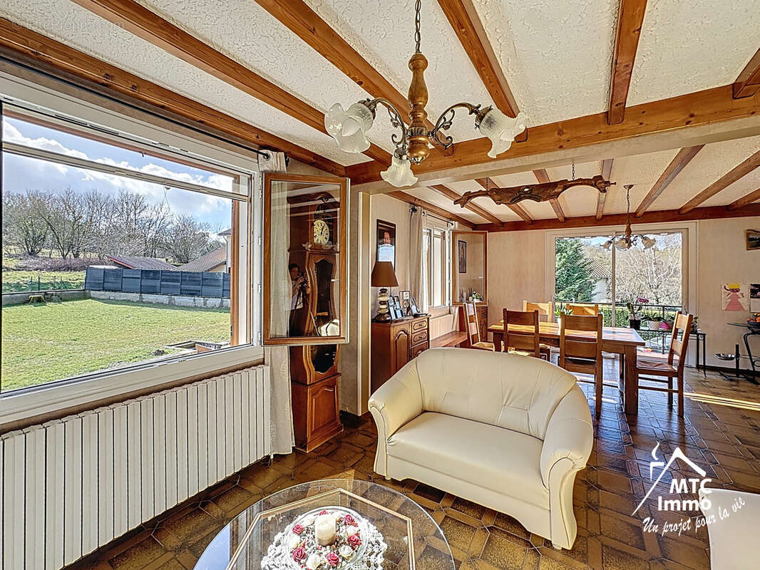 Maison à MORAS