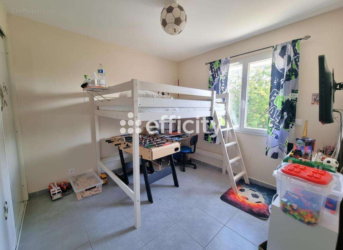 Maison 84 m² à Millas  - photo 8