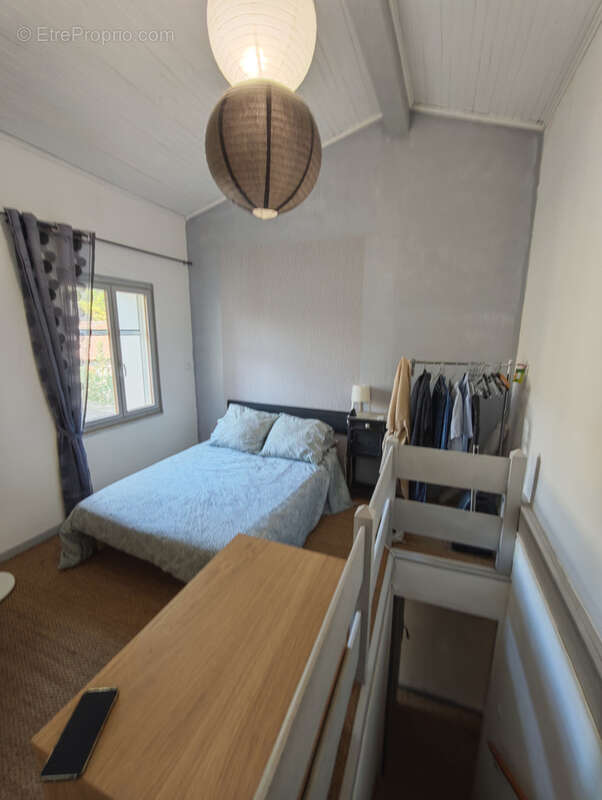 Maison à CENNE-MONESTIES