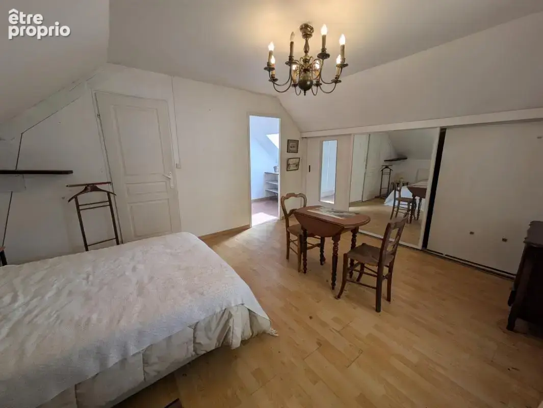 Maison 6 chambres et une dépendance - photo 13