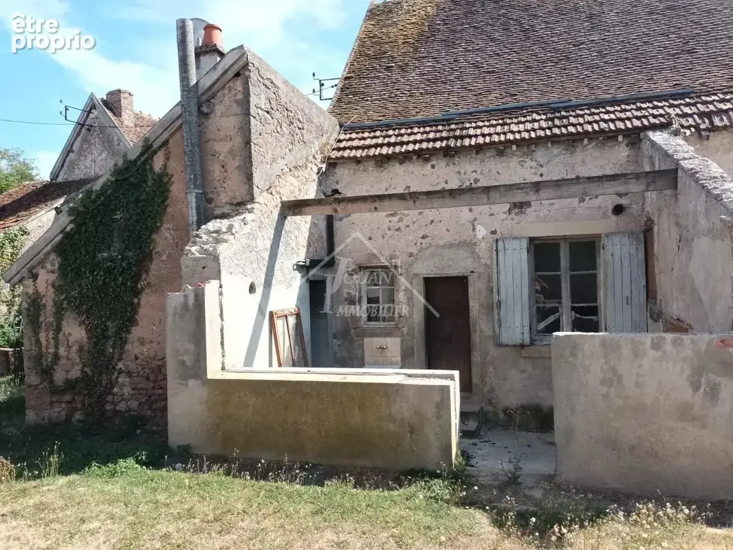 Ancien corps de ferme à rénover sur plus de 3000m² de terrain, COUST - photo 18
